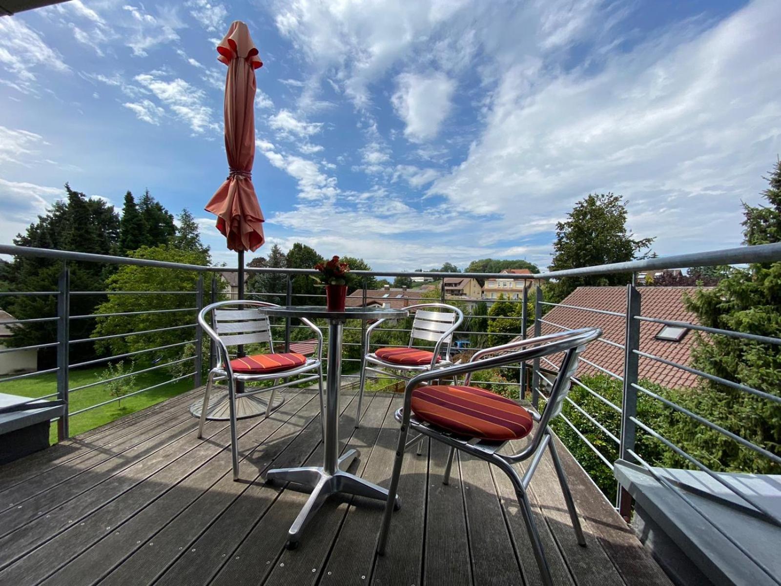 Haus Lorenz, Ferienwohnungen Immenstaad am Bodensee Eksteriør billede